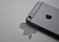 Why Apple is Leading the Mobile Industry 